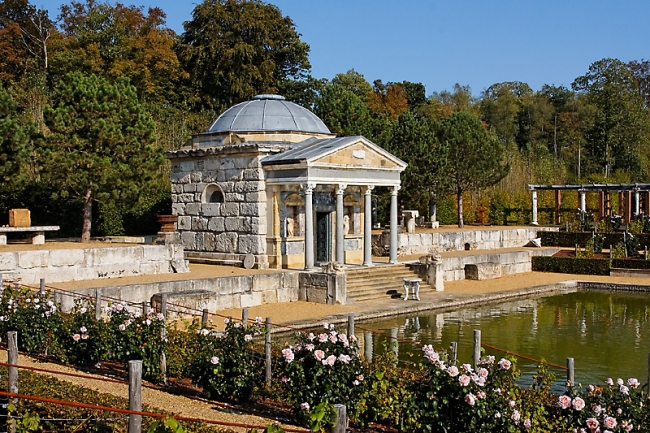 Chateau du Champ de Bataille-096